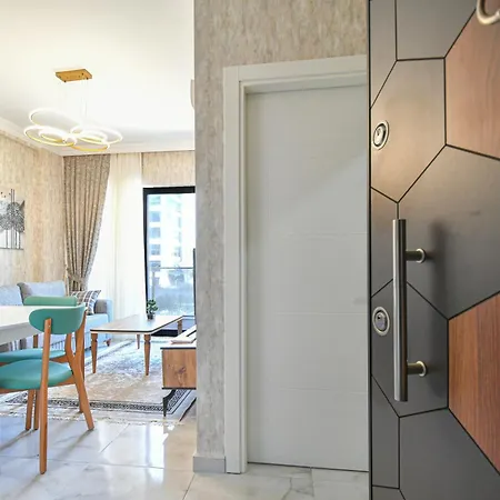 Crown Town 1 Bedroom Just 200m From The Sea In Kestel, Alanya